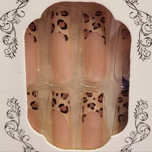 Leopard Print Press-On Nails